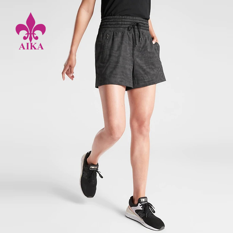 නව විලාසිතා නිර්මාණය ඉක්මන් වියළන Spandex / Polyester Yoga Sports Printed Shorts