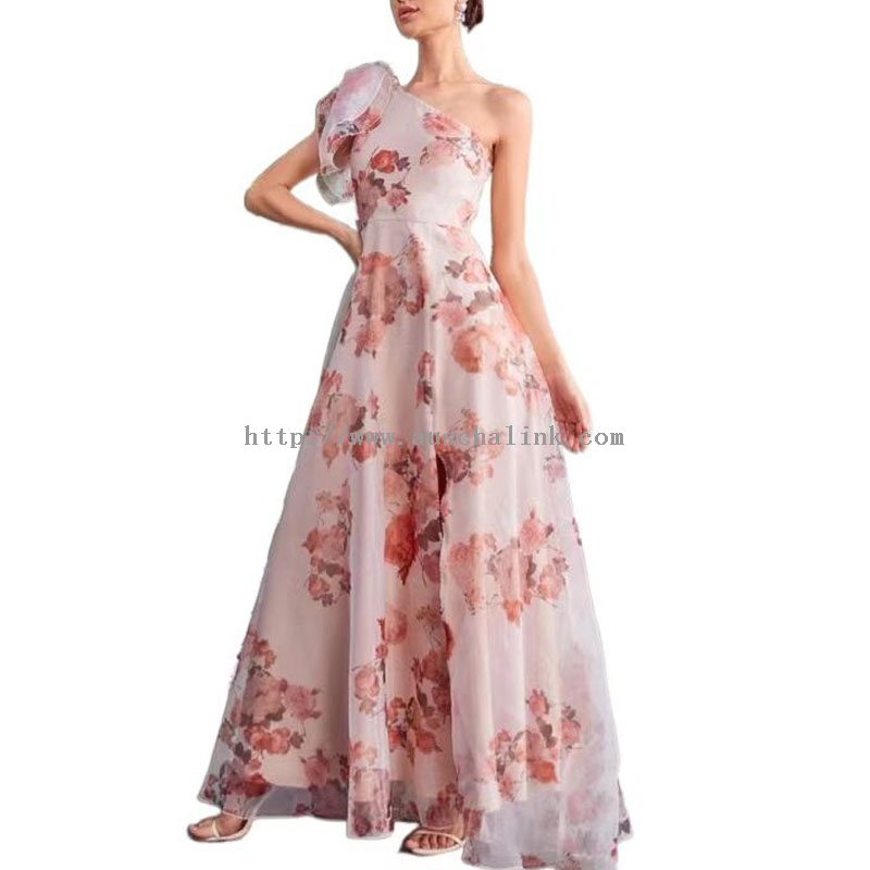 Elegantes, einschultriges Kleid mit Schmetterlingsärmeln und Blumenmuster