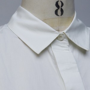 Vestido midi branco de manga comprida com peito único emagrecedor