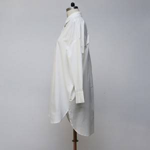 Váy midi giảm béo dài tay màu trắng một bên ngực