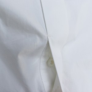 Бела миди хаљина са дугим рукавима за мршављење