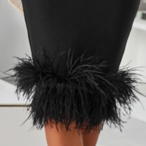 Black Feather Skinny Sexy V-nek Halter Dress