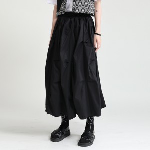 Falda midi holgada de algodón de cintura alta negra