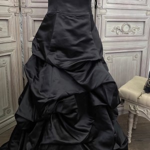 Crni satenski Maxi Oem Dress Production