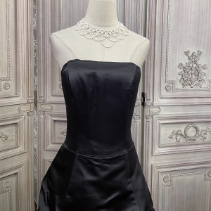 Produkcja czarnej satynowej sukienki Maxi OEM
