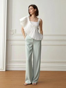 עיצוב סאטן עם רגל רחבה מזדמנת של מכנסי נשים