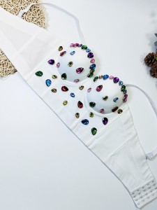„Diamonds Camisole“ populiariausios moteriškų drabužių prekės ženklų įmonės