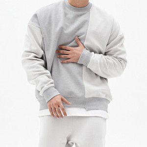 Pilkos spalvos megztinis su kaklu, didelio dydžio sportinis megztinis
