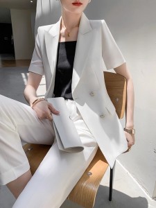 Προσαρμοσμένα Λευκά ODM Γυναικεία Κοστούμια Blazer Προσφορές
