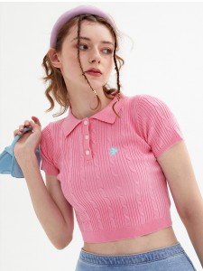 Rožnata pletena zgornja vezena polo majica s kratkimi rokavi