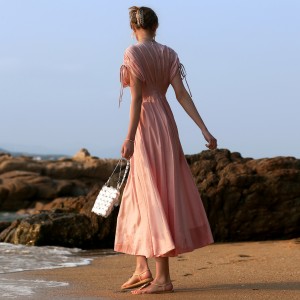 Рожева вільна максі-сукня з тенселового льону з V-подібним вирізом