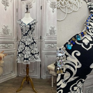 Empresas de design de jaqueta de vestido mini feminina com miçangas impressas