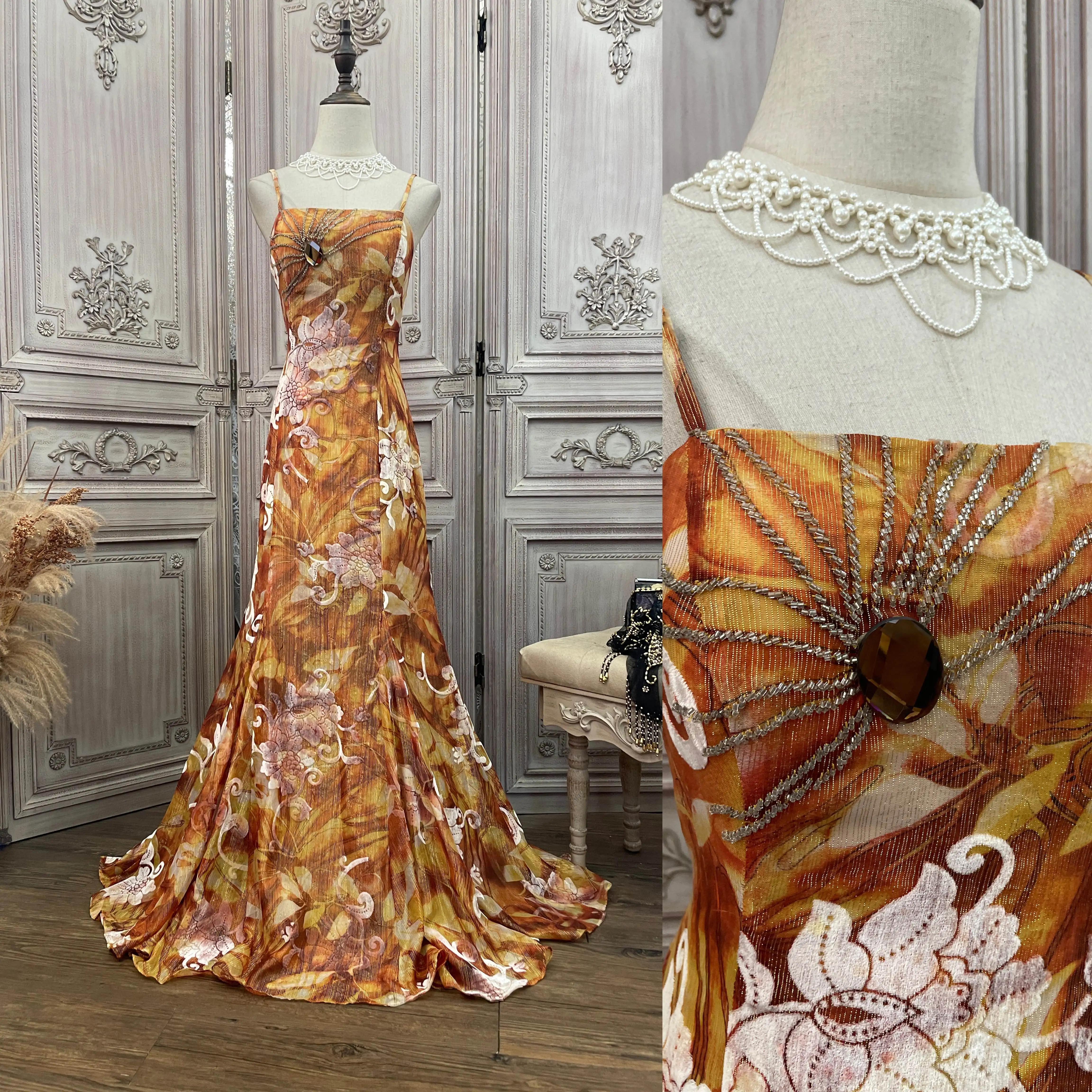 Najlepšie elegantné dámske šaty s potlačou po podlahe