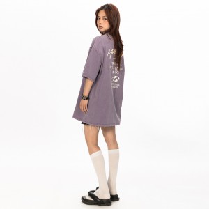 Khatiso ea T-Shirt ea Letsoho le Lekhutšoane la Purple Loose Vintage Top