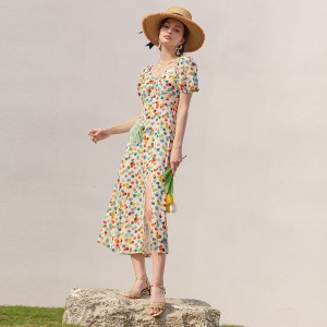 Vintage-Kleid aus Chiffon mit seitlichem Schlitz und Polka Dots