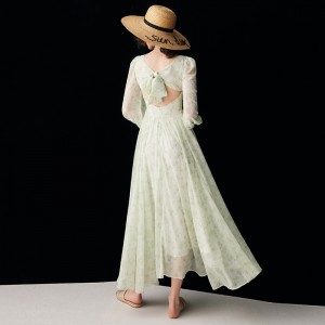 dress ຄໍສີ່ຫຼ່ຽມມົນ chiffon floral Custom