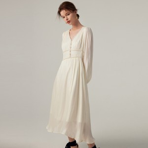 Maßgeschneidertes weißes Kleid aus Satin mit V-Ausschnitt und Perlen