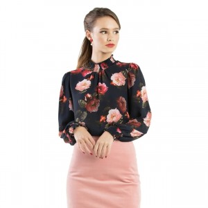 Elegantna ženska bluza s visokim ovratnikom s printom