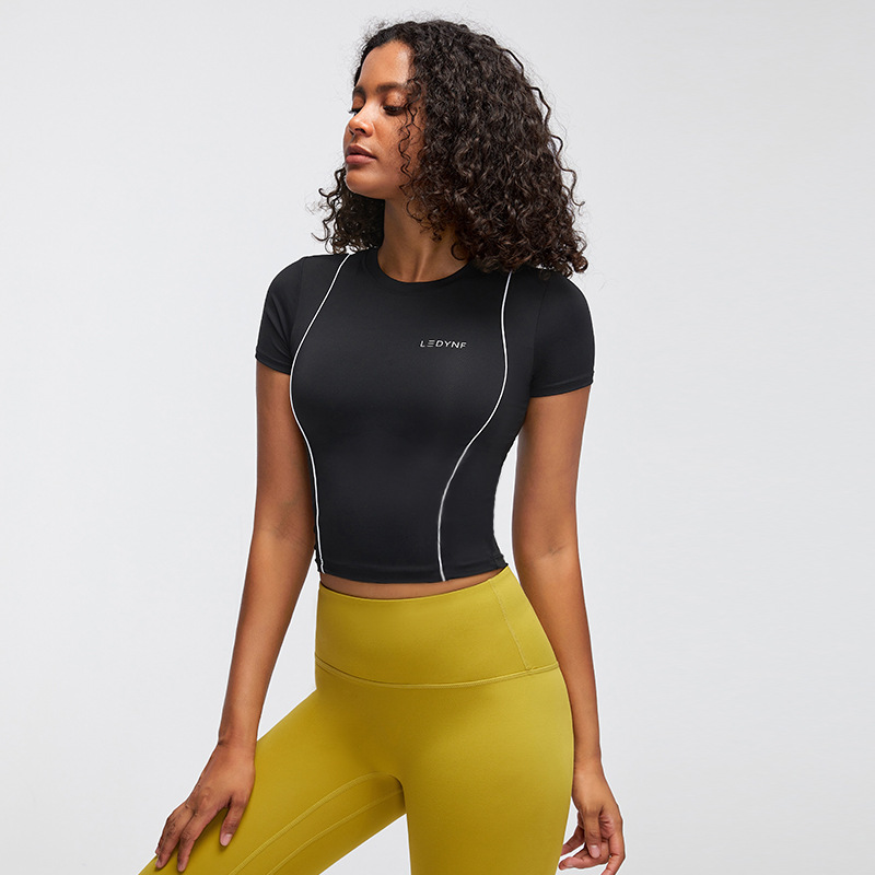 Black Yoga Wear Tops Breathable Running Gym T-Shirt
