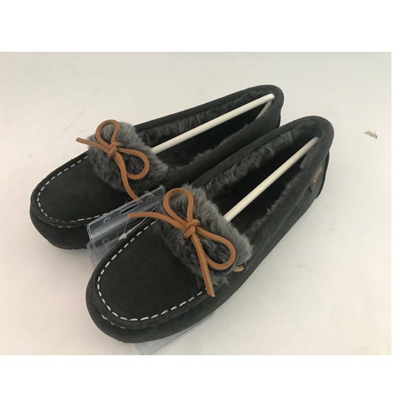 Pantofla komode me shkumë memorie për femra Këpucë shtëpie të veshura me lesh pelushi, me supë gome kundër rrëshqitjes për ambiente të brendshme dhe të jashtme