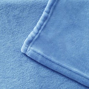 ကတ္တီပါ ဖလန်နယ် Fleece Plush King Size Bed Blanket သည် အိပ်ရာခင်း/အဖုံး/အိပ်ရာဖုံး ပျော့ပျောင်းပေါ့ပါးသော၊ နွေးထွေးပြီး သက်တောင့်သက်သာရှိသော အိပ်ရာခင်း