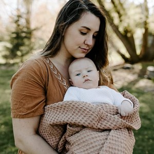 Baby Waffle Blanket, 100% Soft Cotton Lightweight Blanket – Tumatanggap ng Baby Toddler Blanket para sa Mga Lalaki at Babae