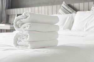 सफेद स्नान तौलिए 6 100% कपास स्नानघर तौलिए का सेट पैक |बाथरूम के लिए स्नान तौलिए 22×44 इंच |अल्ट्रा सॉफ्ट स्पा तौलिए |अंगूठी काता स्नान तौलिया सेट |होटल संग्रह तौलिए |जिम के लिए कसरत तौलिए