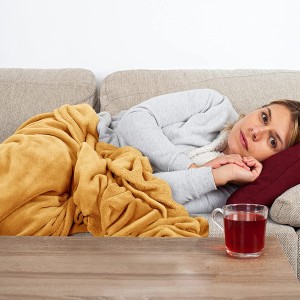 Manta polar ultra suau Luxosa difusa per a sofà o sofà Manta de llit càlida i esponjosa amb boniques borles de pompó: súper acollidora per dormir Mida 50 × 60 polzades Groc