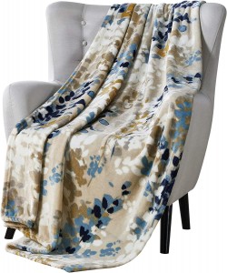 Декоративное одеяло с цветочным принтом: Акцент дизайна для дивана или кровати, Цвета: Светло-бежевый, Темно-синий, Аква-синий, Желтый, Белый