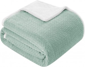 Sherpa Blanket Flannel Fleece Soft Fuzzy Blanket King Size Jacquard Weave Leaves Pattern Lightweight Plush Cozy Hot Couch/Bed Blanket for All Season