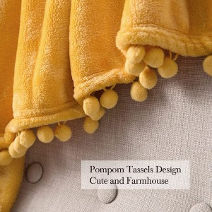 Ultra mekano deke od flisa Luksuzno mekano za kauč ili sofu Lagano paperjasto toplo pokrivač za krevet sa slatkim resicama od pompona – Super udobno za drijemanje i spavanje Veličina 50×60 inča Žuta