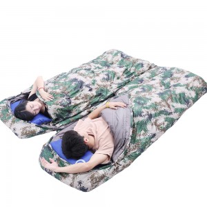 Pūkinis miegmaišis suaugusiems vienam asmeniui lauke, storas žieminis šiltas, šiltas kambarinis kempingas