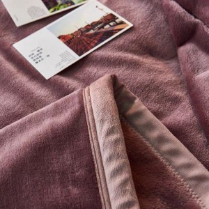 Groothandel Hot koop grensoverschrijdende polyester washandjes stof koraal fleece geschenkset kleine deken;
