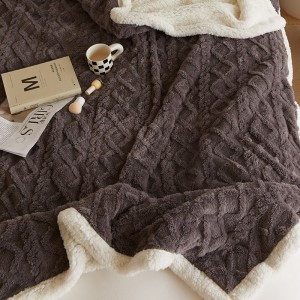 Sikat na 100% polyester jacquard flannel blanket Warm blanket double thick blanket