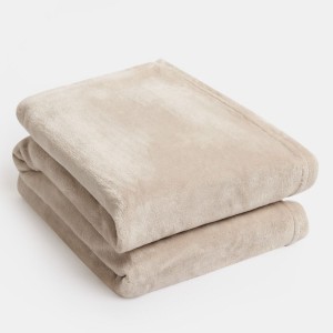 Поларено одеяло за диван Сиво – леки плюшени пухкави уютни меки одеяла и плетени одеяла за диван