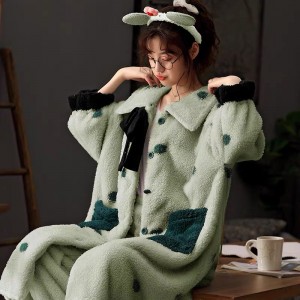 Есенно-зимен комплект дамски пижами от винил и изкуствена кожа с фланелена подложка с ролка за телевизор