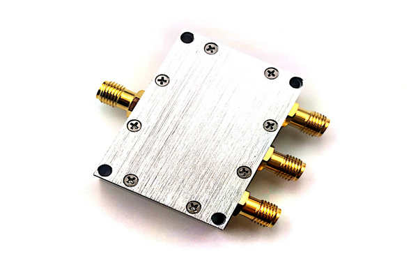 3 Way Power Splitter Operating From 10-500MHz With SMA Connectors
