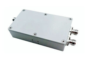 5G Low PIM Mai hana ruwa IP67 Cavity Combiner JX-CC2-698M4200M-4310FLP