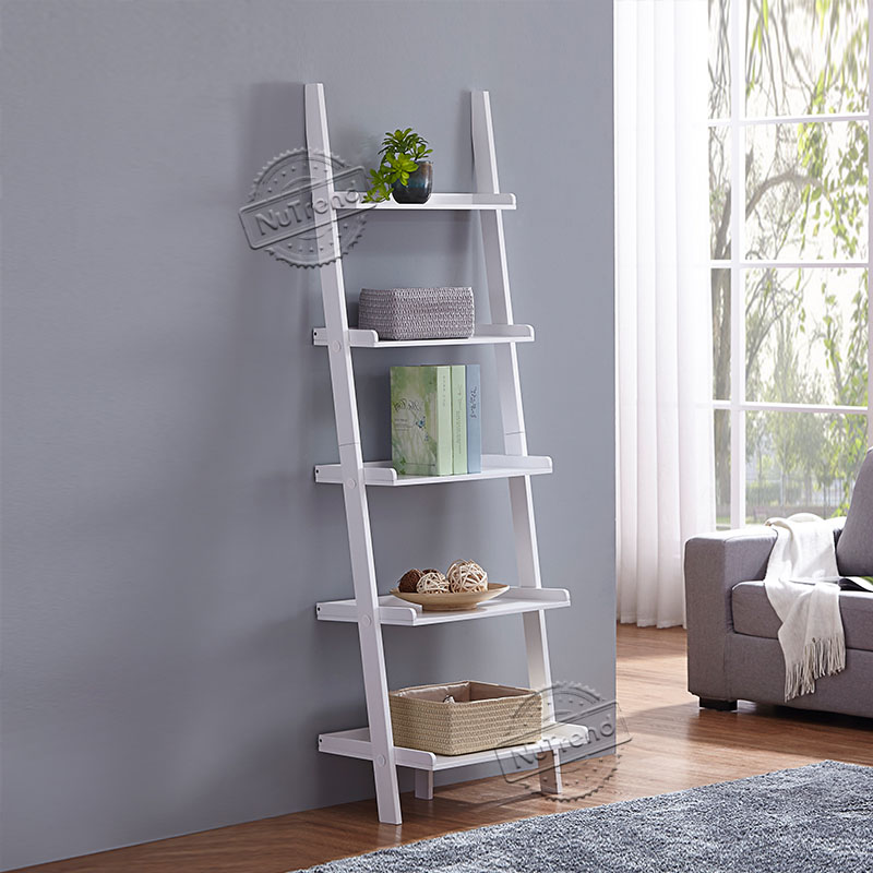 Leaning Ladder Shelf Modern 5 Tier Bookshelf Black Ladder Bookcase for Any Room 502107
