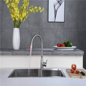 stainless اسٽيل جي LED باورچی خانه faucet