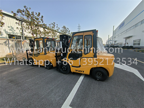 XCMG 3.5 tons diesel and electric power forklift..