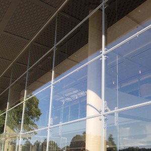Sistema de muro cortina de vidro de araña con soporte de punto de armadura de aceiro Fábrica de paredes de vidro de gran altura