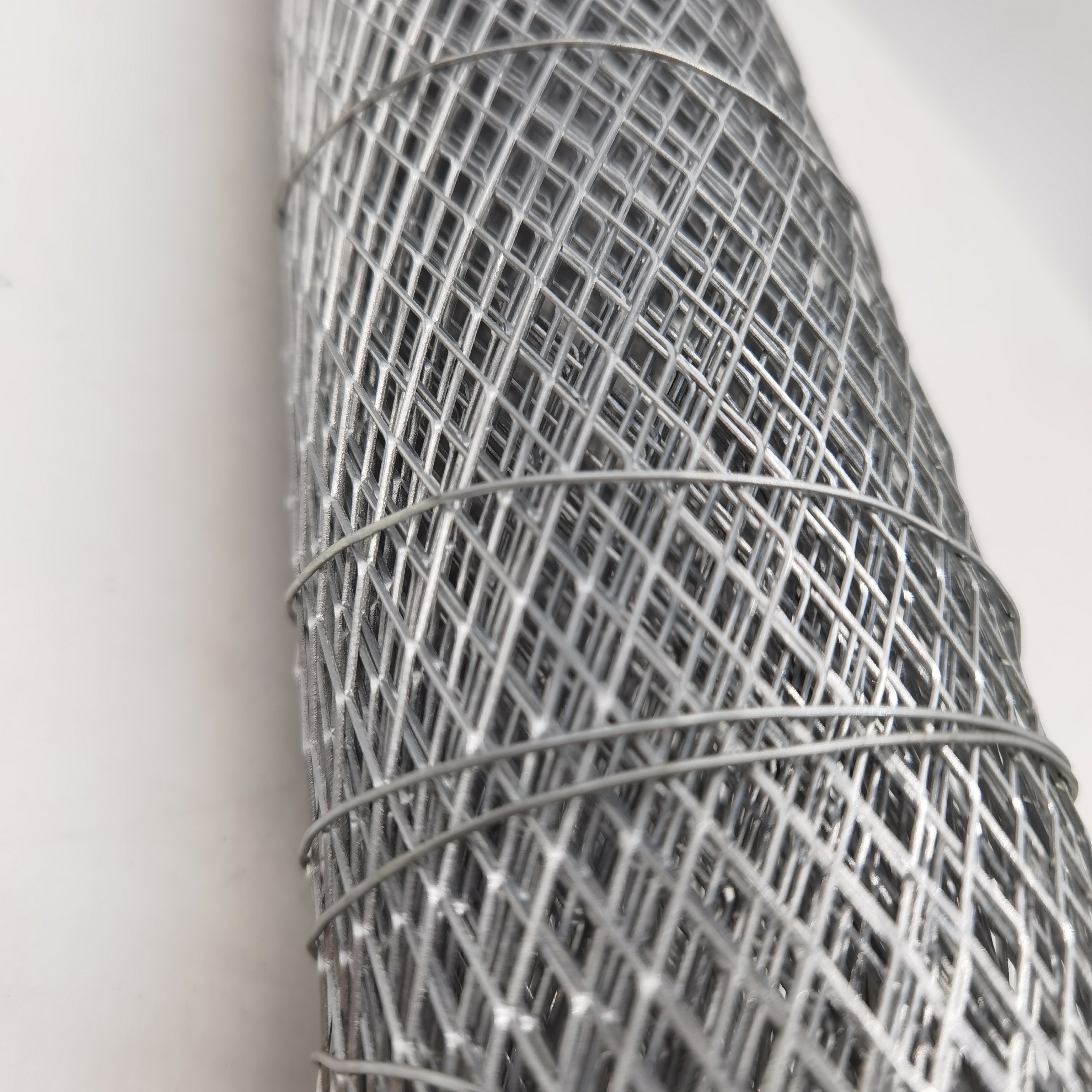 China Malla de metal expandido de enyesado galvanizado resistente a grietas  para fábrica y proveedores de pared
