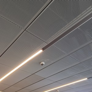 OEM Manufacturer Bbq Grill Mesh - Metal Mesh Ceiling Tiles Aluminum Ceiling Panel – Dongjie