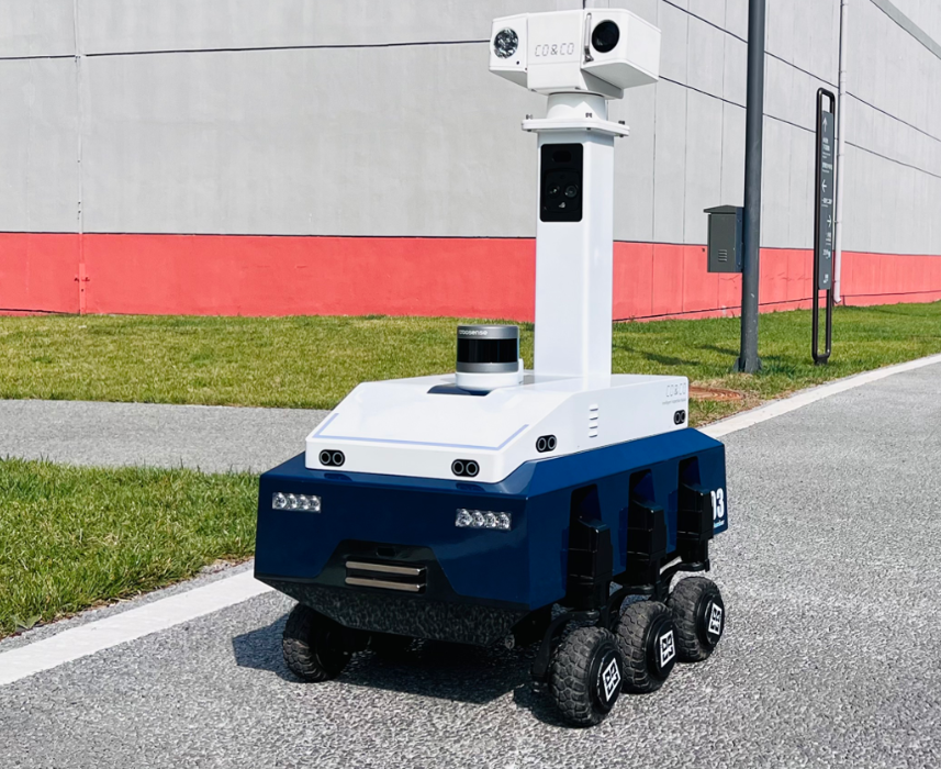 Robot d'inspection-détection d'obstacles à capteur de portée ultrasonique