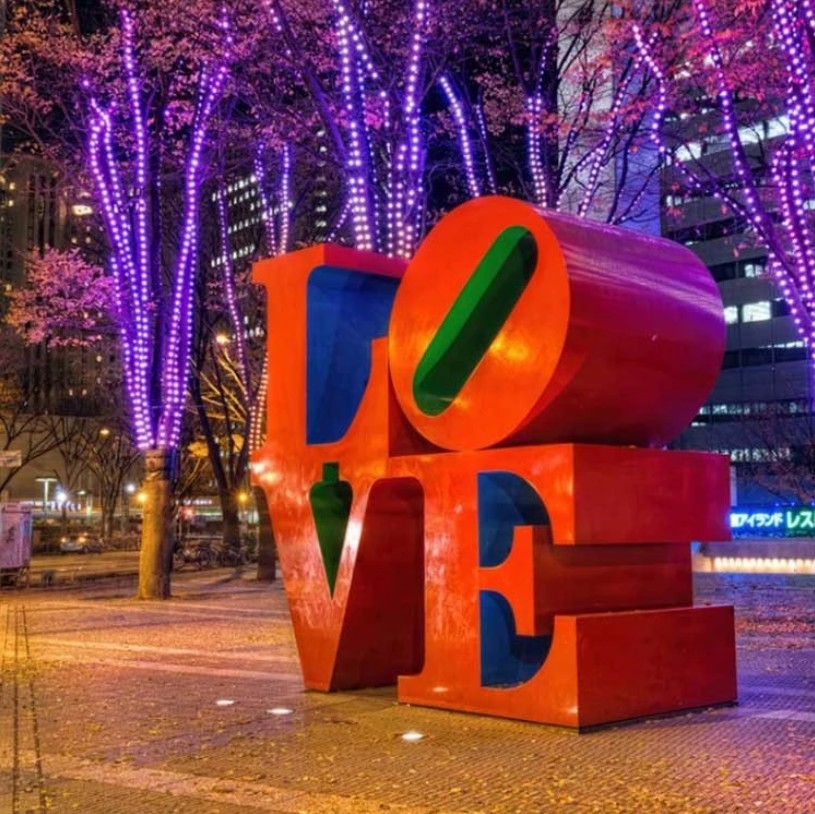 محبت جو خط اسٽينلیس سٹیل آئوٽ ڊور سجاڳي وڏي سائيز جو مجسمو نمايان تصوير