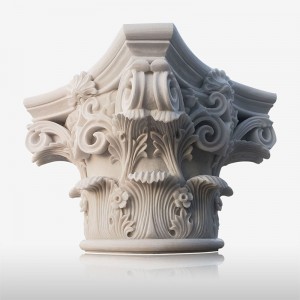 Capitel de columna corintia de mármol de jardín