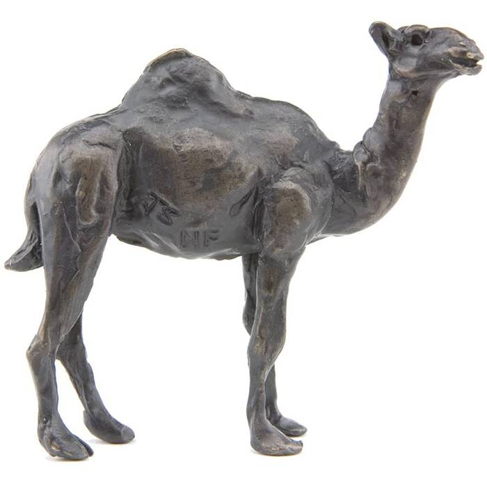 Högkvalitativ utomhusträdgård djurstaty naturlig storlek brons kamelskulptur till salu