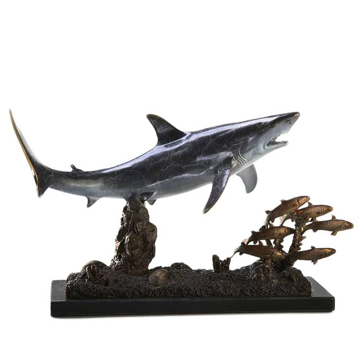 Търговци на едро на бронзова статуя на бик - 2020 г. новопроизведен домашен декор голяма бронзова скулптура риба акула – Atisan Works