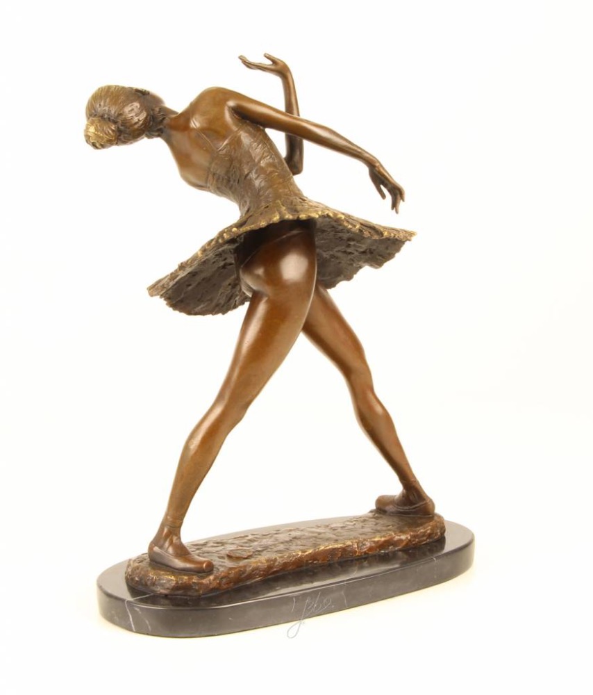 Фигуранын статуясы Продукт түрү жана коло металл материалы балет бийчиси скульптурасы